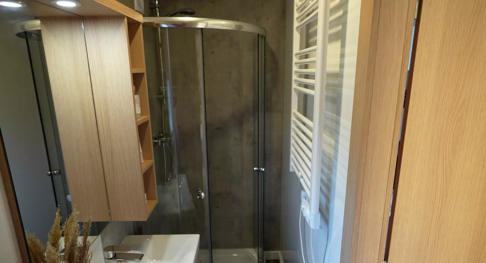 Mobilhaus B – Badezimmer