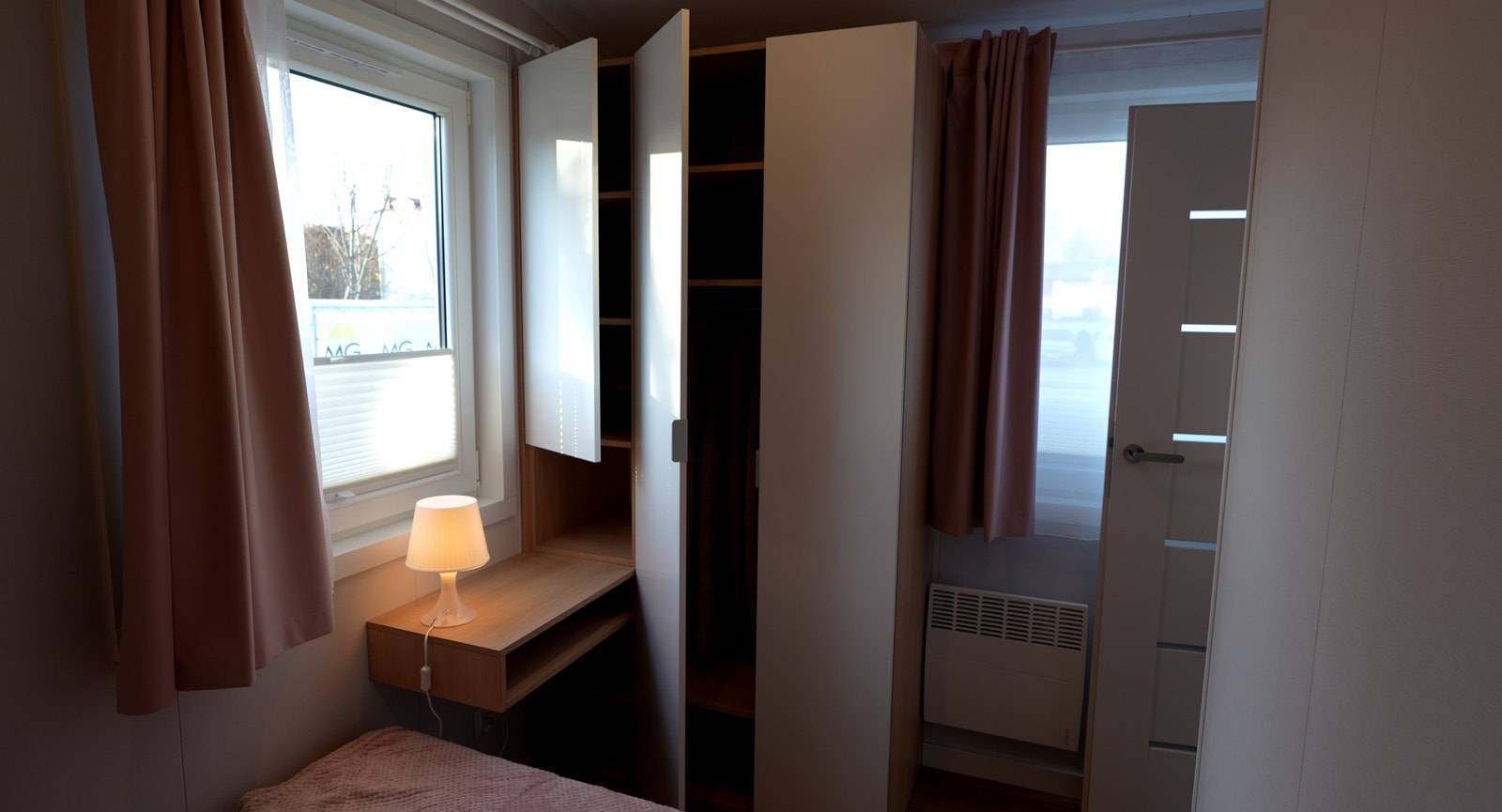 Mobile home C – large bedroom