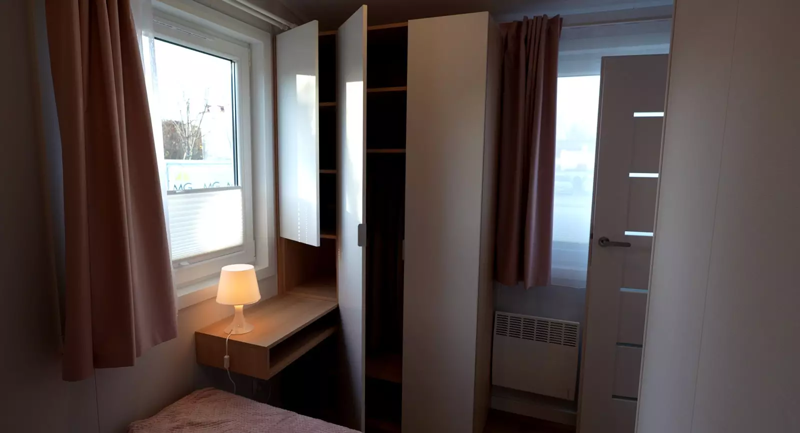 Mobilhaus C – großes Schlafzimmer